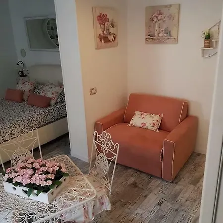 Casa Ornella Gioiellino In Centro Apartment *